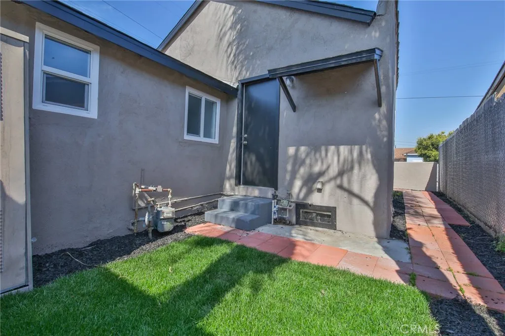 Additional image 58 of 1712 E 57th St, Los Angeles, CA 90058