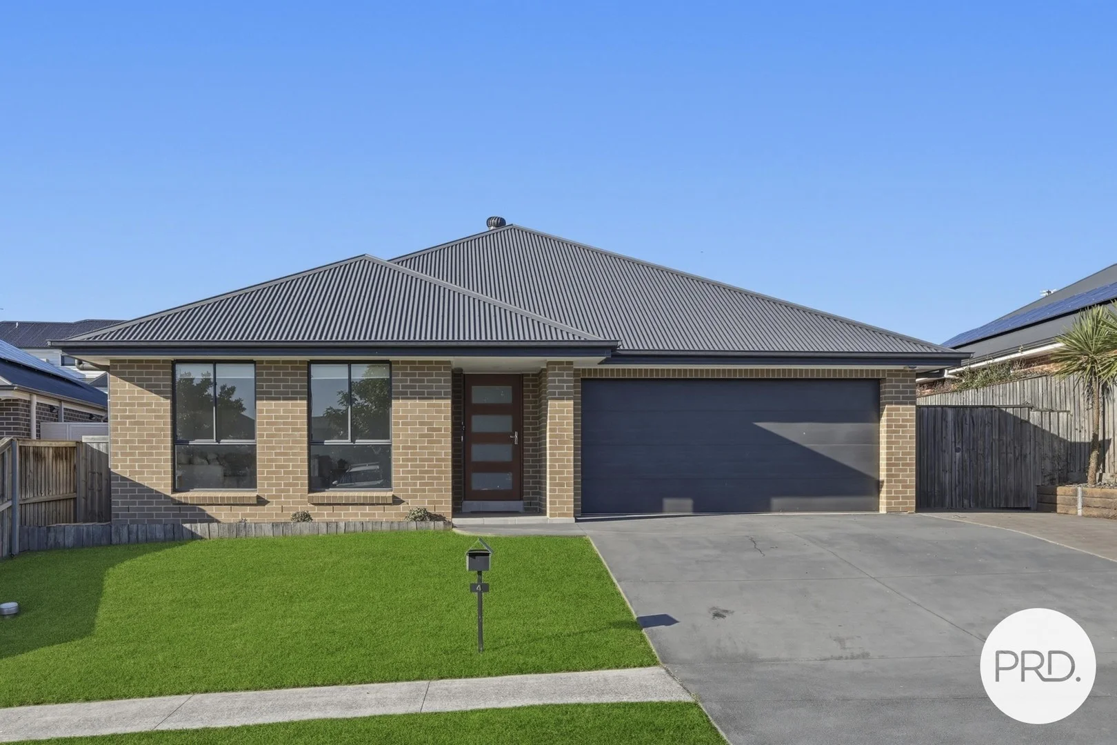 4 Mittagong Street, Tullimbar NSW 2527