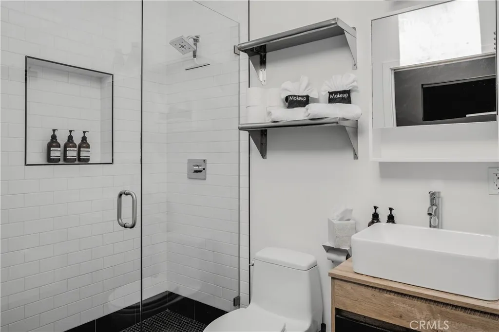 Additional image 41 of 654 S Soto st, Los Angeles, CA 90023