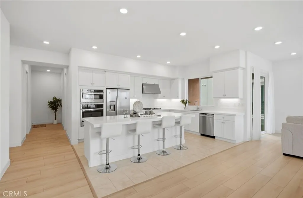 Additional image 40 of 175 Sash, Irvine, CA 92618