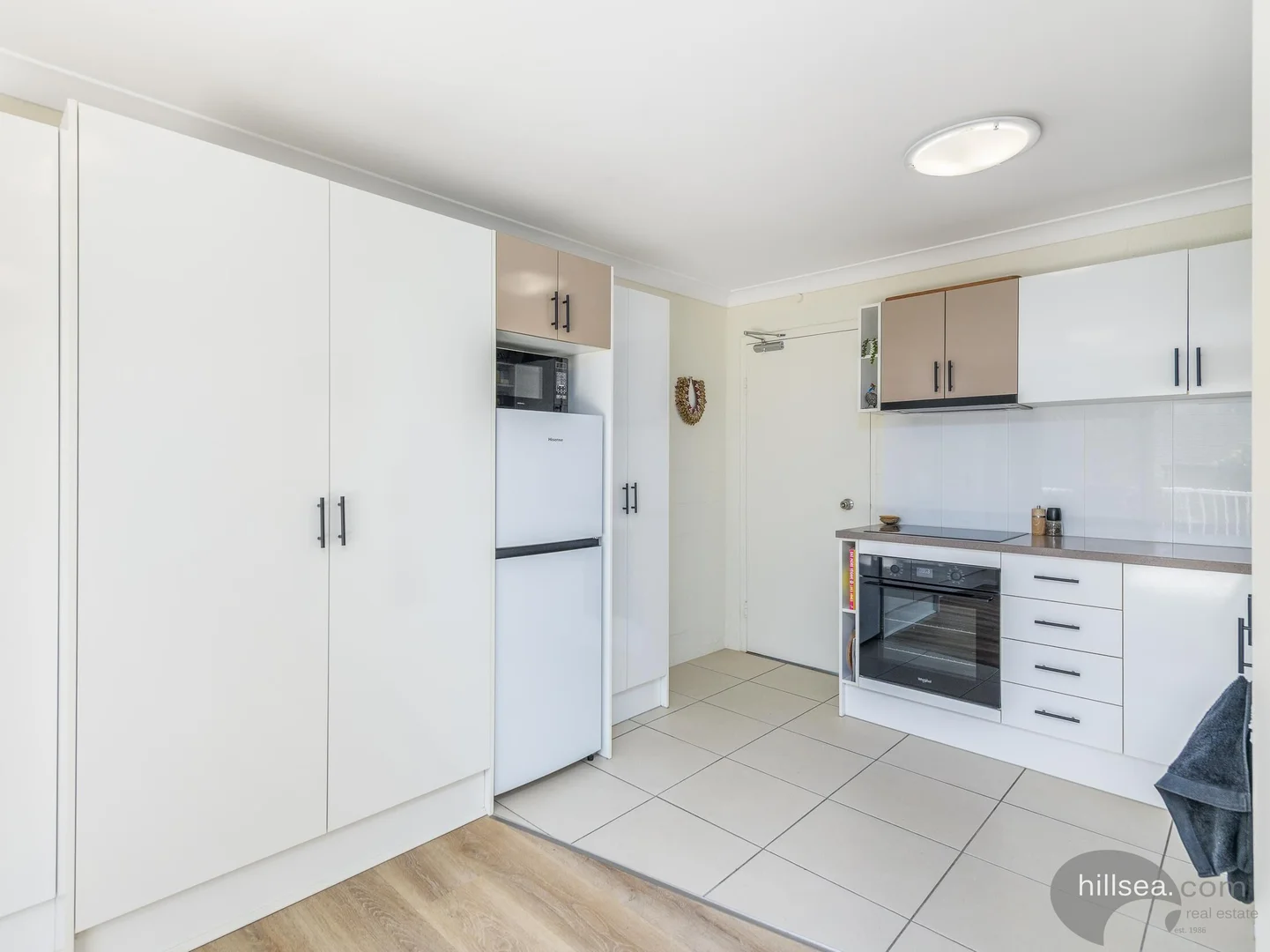 Additional image 6 of 11/16-18 Abalone Avenue, Paradise Point QLD 4216