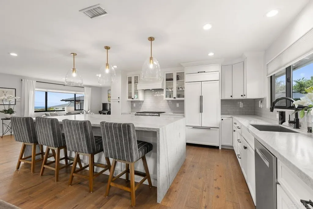 Additional image 44 of 8675 Glenwick Lane, La Jolla, CA 92037