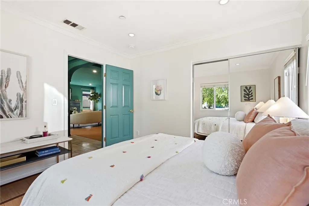 Additional image 66 of 435 Eton Drive, Burbank, CA 91504