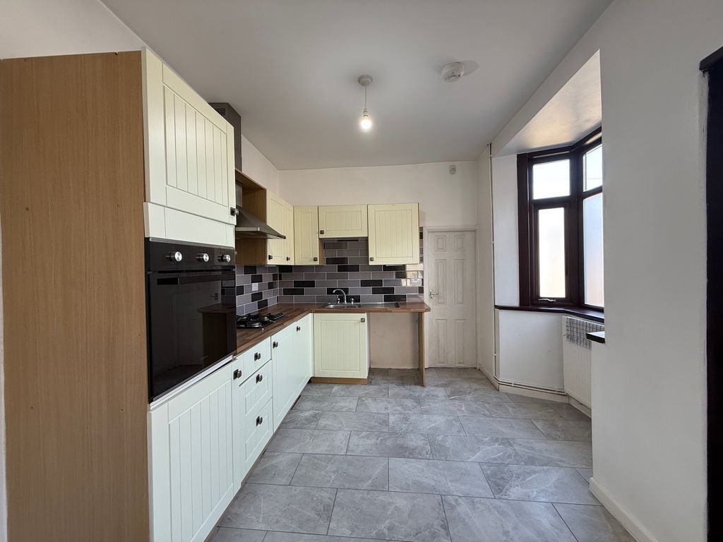 Additional image 3 of 3 bed end terrace house to rentKing Street, Port Talbot SA13