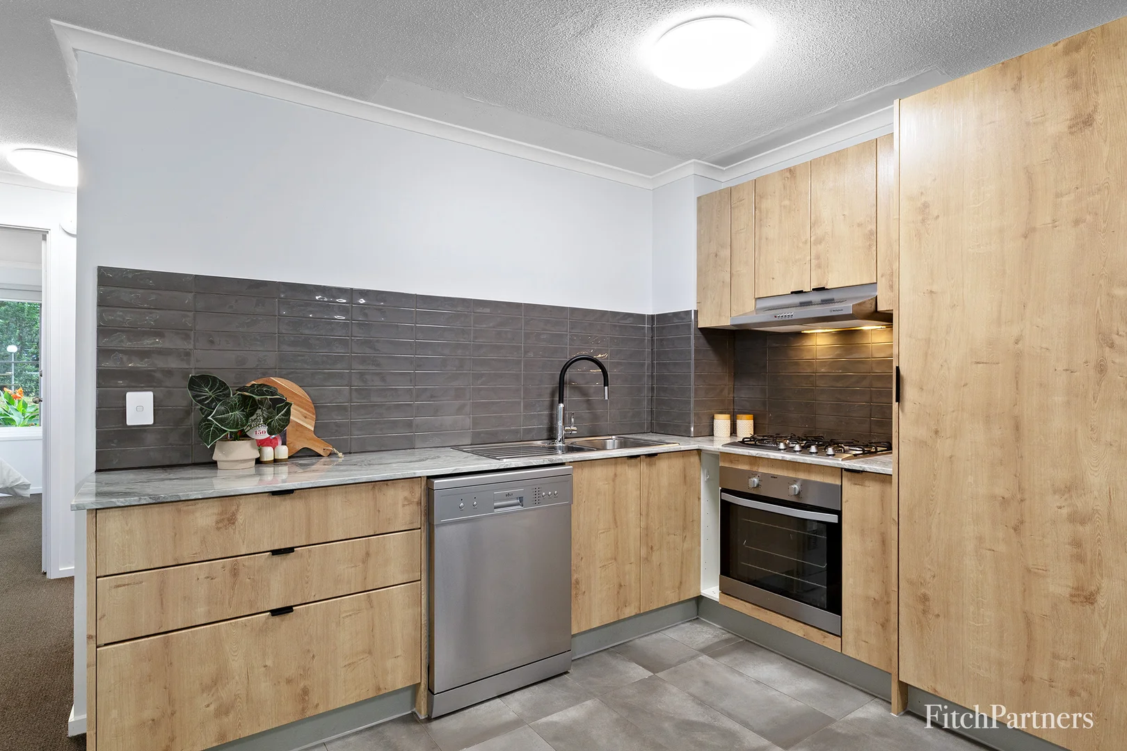 Additional image 2 of 16/1 Warley Road, Malvern East VIC 3145