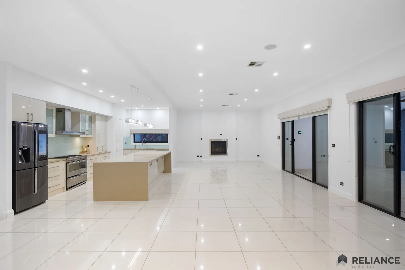 Additional image 10 of 8 Hanson Court, Taylors Lakes VIC 3038