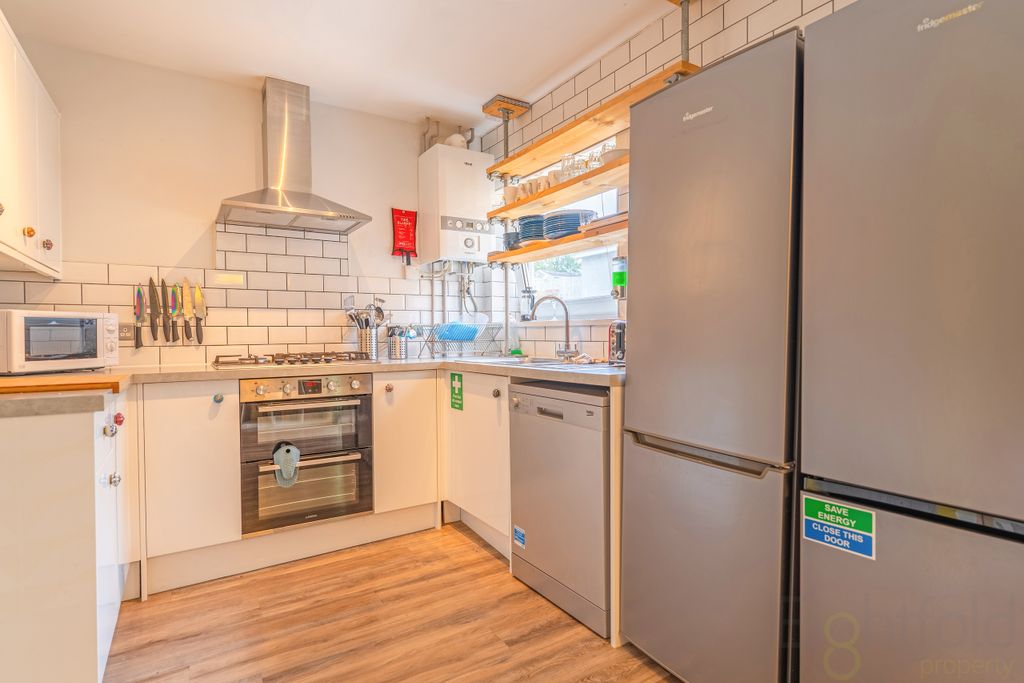 Additional image 7 of 6 bed end terrace house to rentBevendean Crescent, Brighton BN2