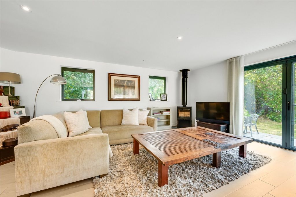 Additional image 28 of 8 bed detached house to rentYaffle Road, Weybridge KT13