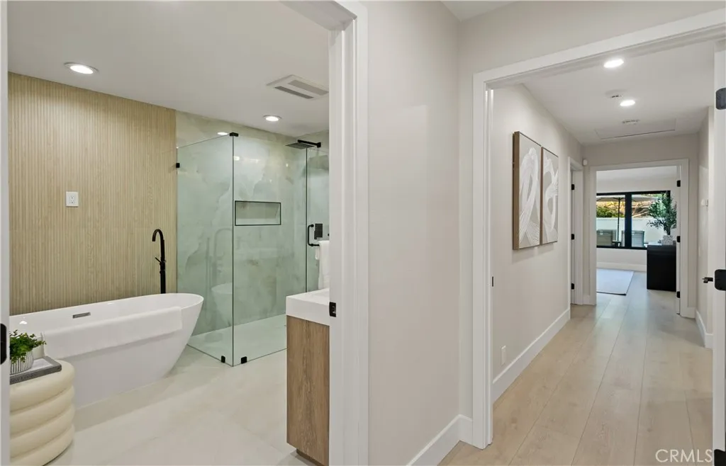 Additional image 25 of 10 White Water Drive, Corona Del Mar, CA 92625