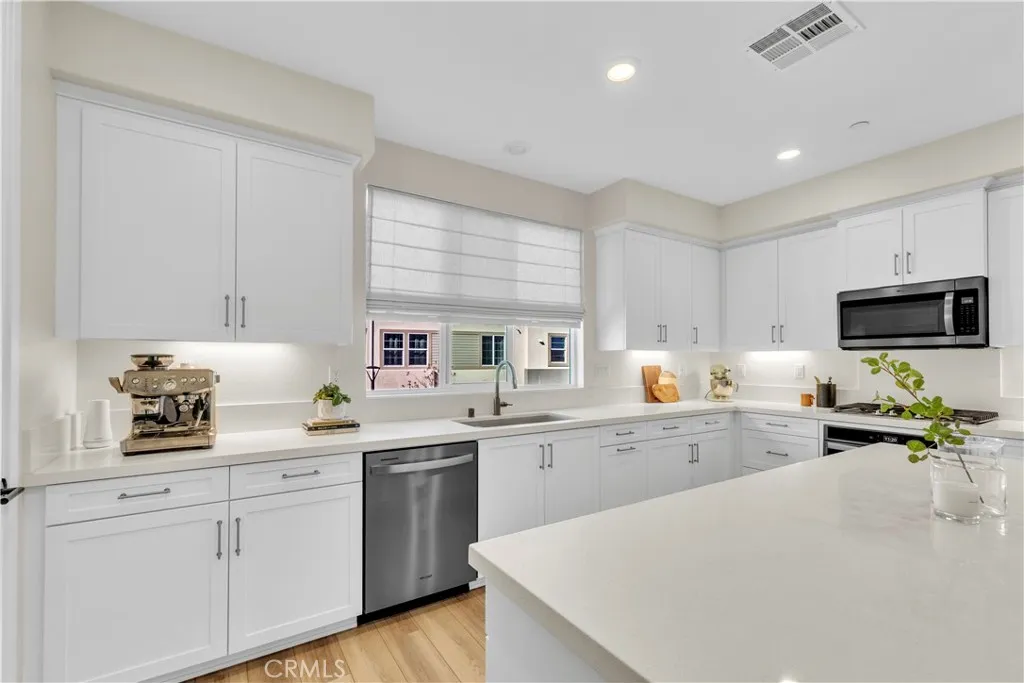 Additional image 18 of 27582 Manzanita Way, Valencia, CA 91381