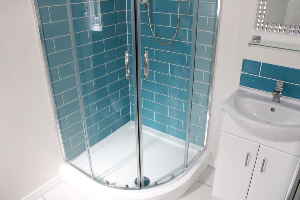 Additional image 11 of 2 bed property to rentMain Road, Port Glasgow PA14