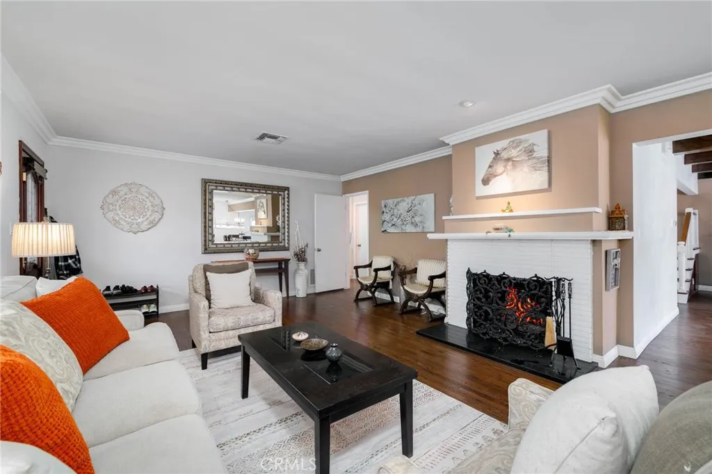 Additional image 8 of 307 11th, Azusa, CA 91702