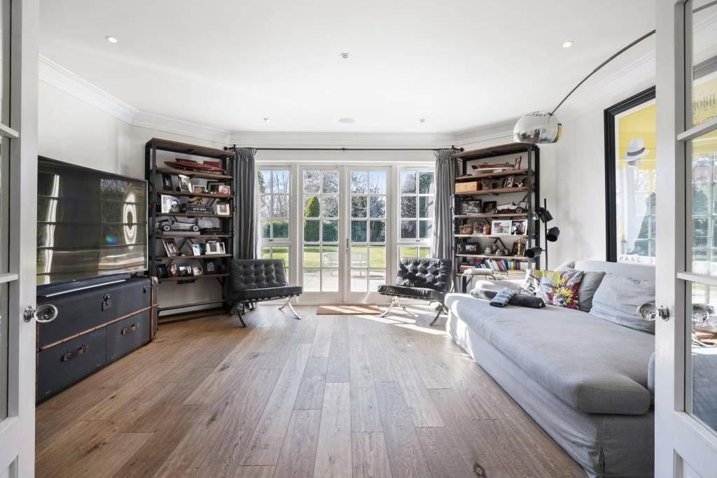 Additional image 4 of 6 bed detached house to rentManor House Drive, Burwood Park, Walton On Thames, Surrey KT12