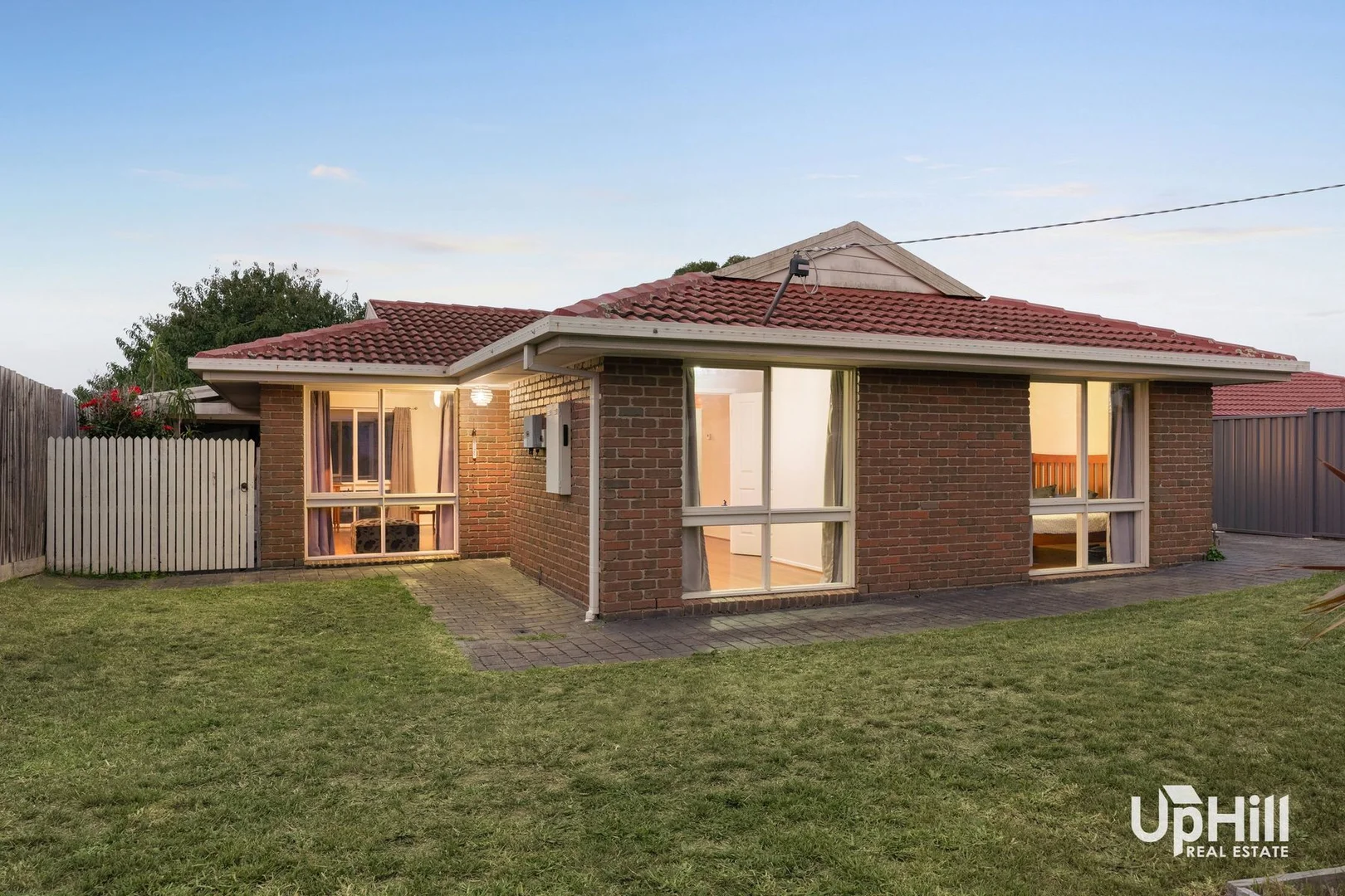 22 Templer Avenue, Hampton Park VIC 3976 photo 2