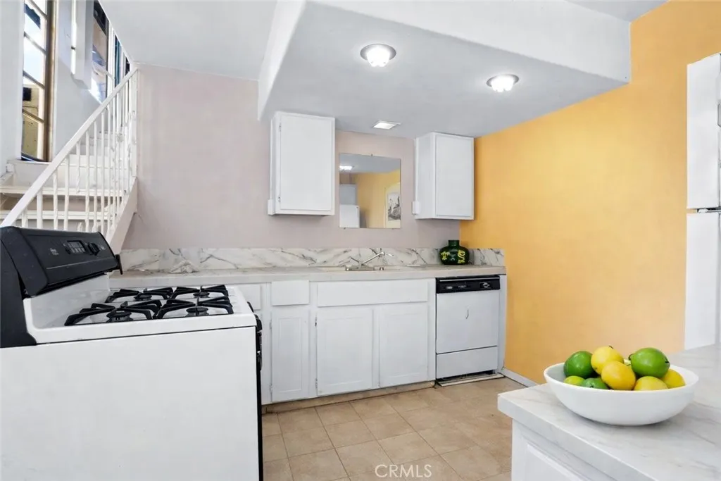 Additional image 128 of 15 La Crescenta Drive, Camarillo, CA 93010