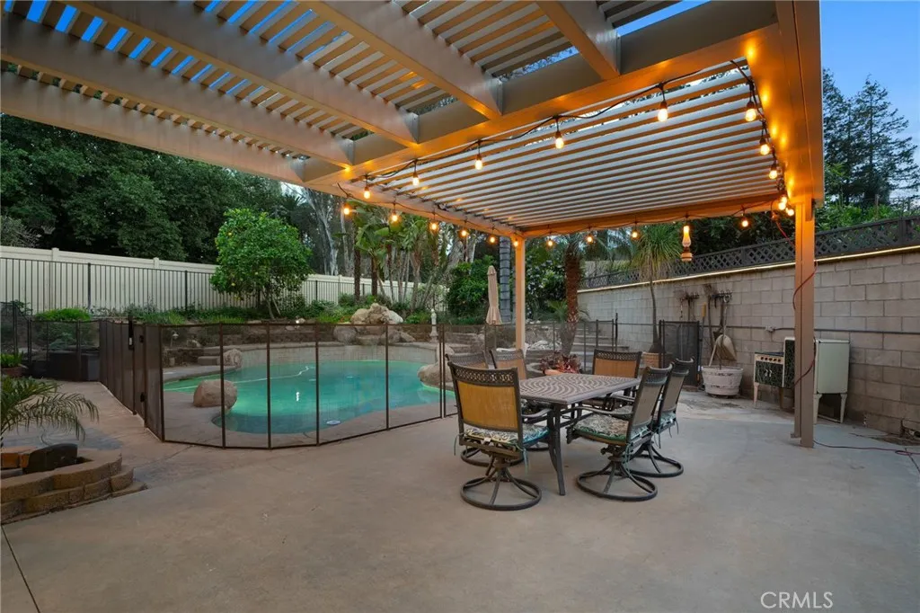 Additional image 114 of 334 Lakeside Ave, Redlands, CA 92373