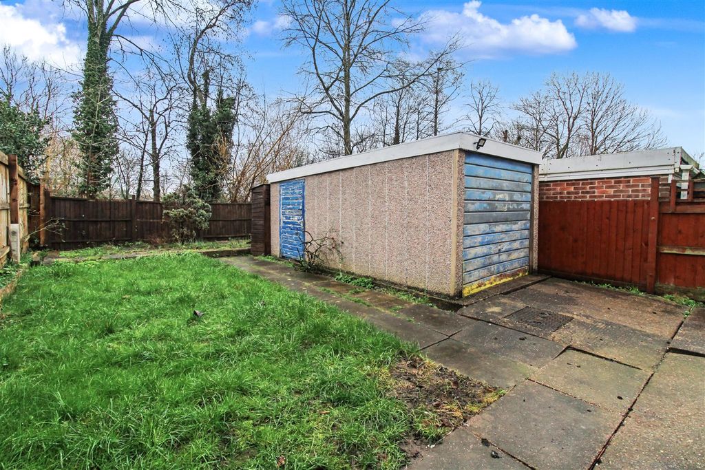 Additional image 14 of 3 bed semi-detached house to rentChesham Drive, Bramcote, Nottingham NG9