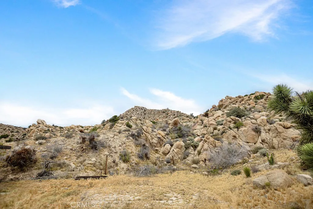 Additional image 95 of 56564 Nelson Avenue, Yucca Valley, CA 92284