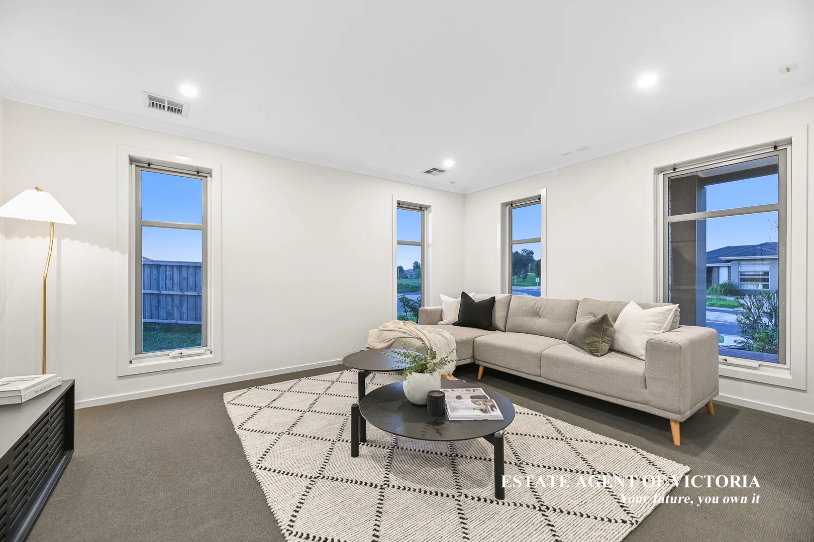 25 Grande Belmond Ave, Clyde VIC 3978 photo 5