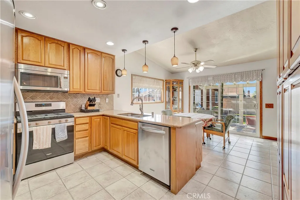 Additional image 26 of 850 E Oak Hill St, Ontario, CA 91761