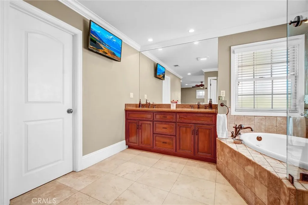 Additional image 53 of 11872 Reagan St, Los Alamitos, CA 90720