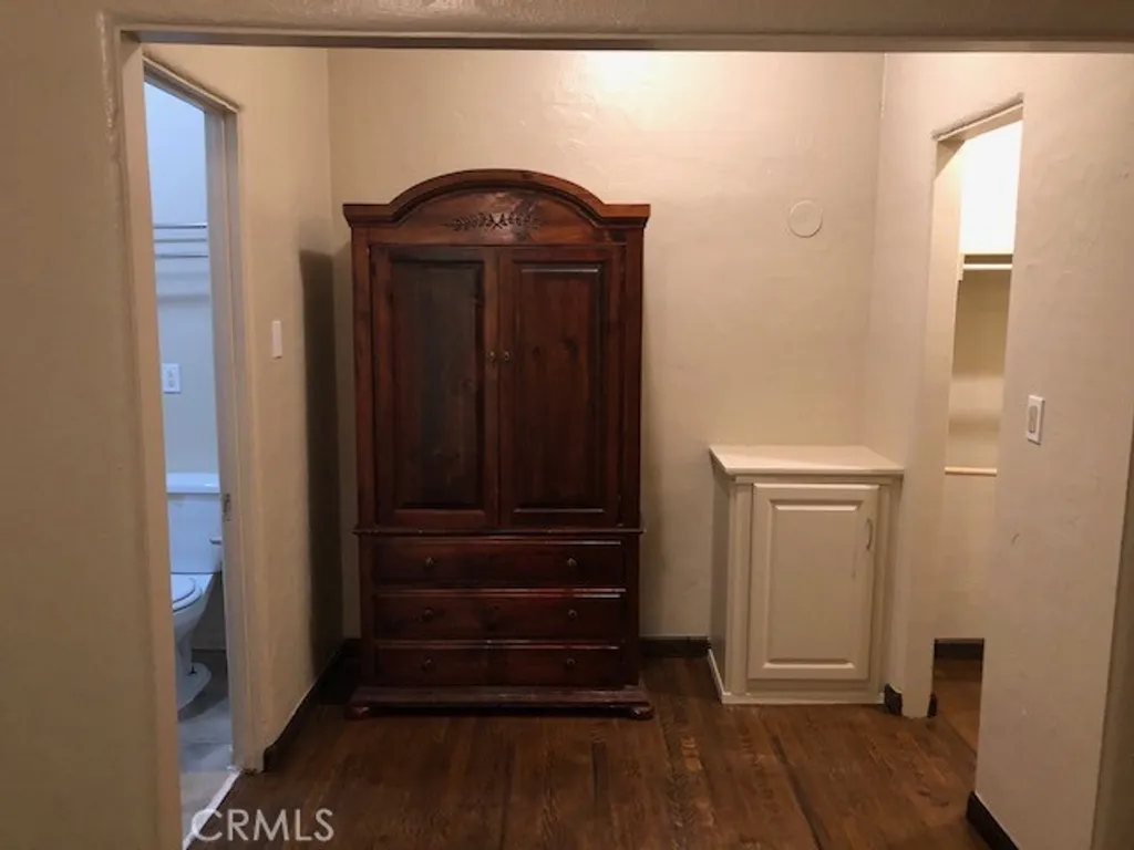 Additional image 16 of 723 E 3rd St, Long Beach, CA 90802