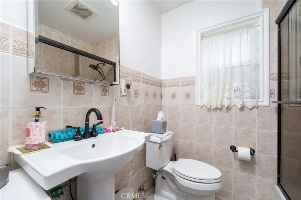 Additional image 59 of 2737 S Spaulding Ave, Los Angeles, CA 90016