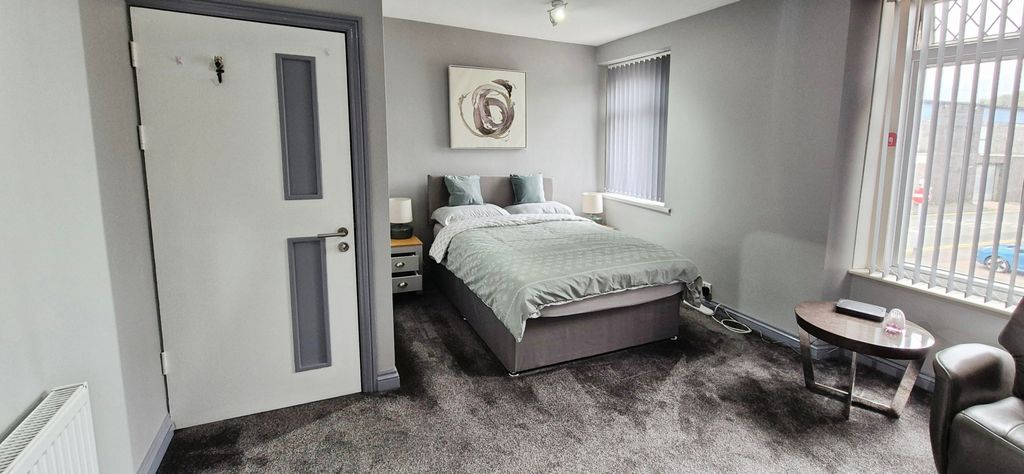 Additional image 4 of Room to rentLondon Road, Neath SA11