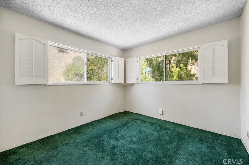 Additional image 60 of 9555 Via Venezia, Burbank, CA 91504