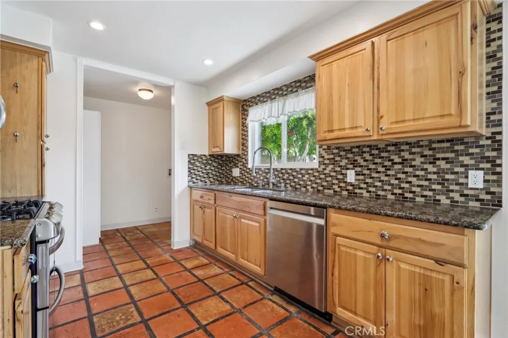 Additional image 4 of 7602 Taylor Dr, Huntington Beach, CA 92648