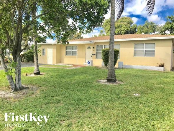 3057 SW 2nd St, Fort Lauderdale, FL, 33312
