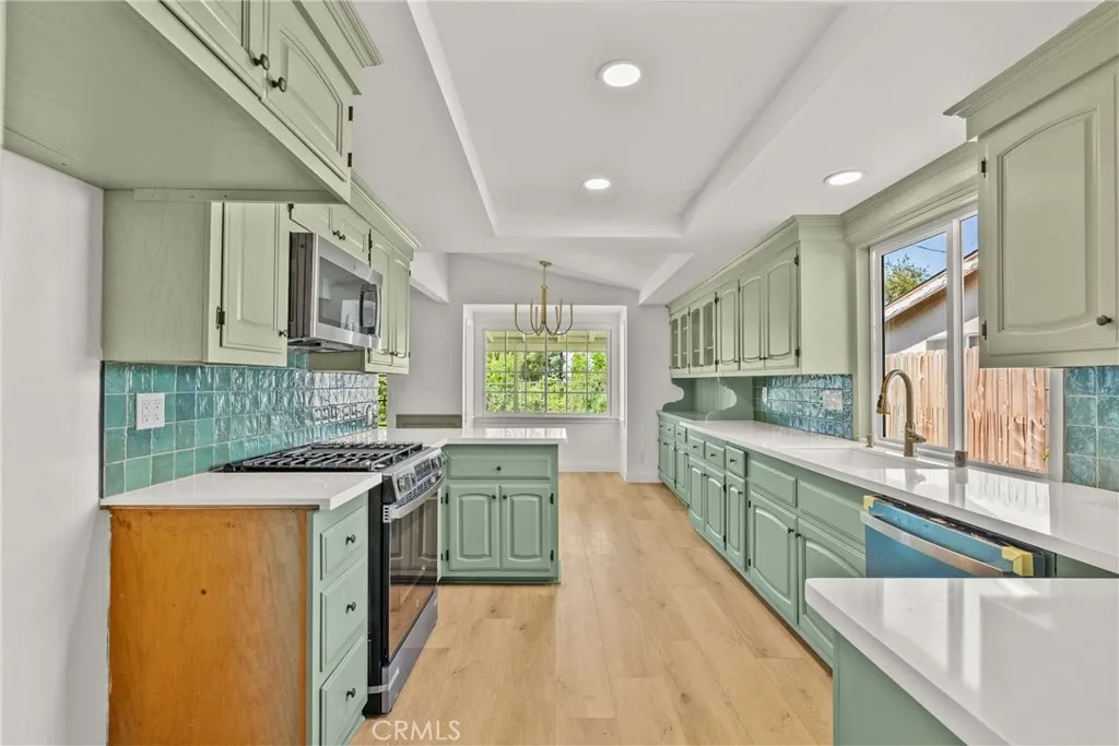 Additional image 52 of 27837 Bakerton Ave, Canyon Country, CA 91351