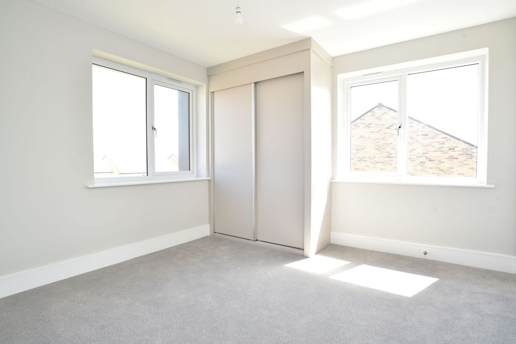 Additional image 12 of 4 bed detached house to rentLangsett Grove, Harrogate HG3