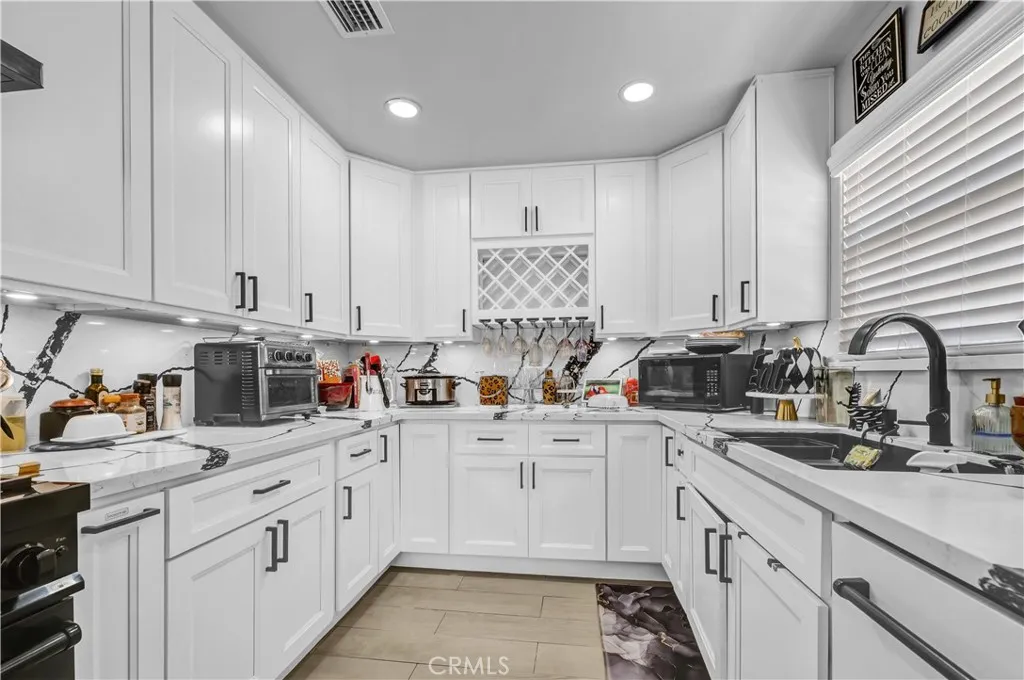 Additional image 61 of 3965 N Marshall Way, Long Beach, CA 90807