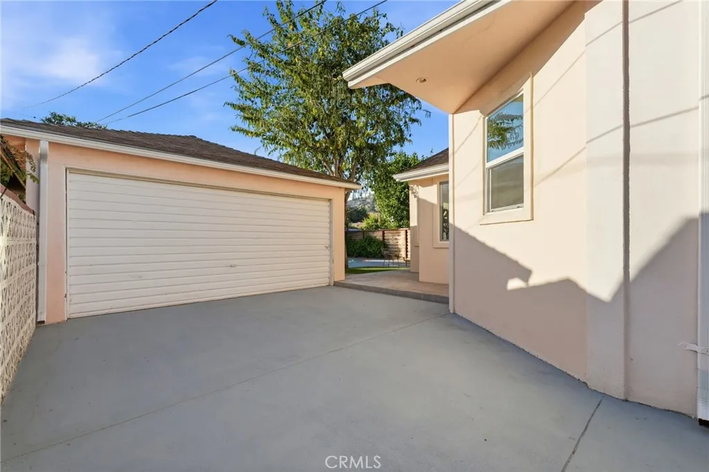 Additional image 42 of 435 Eton Drive, Burbank, CA 91504