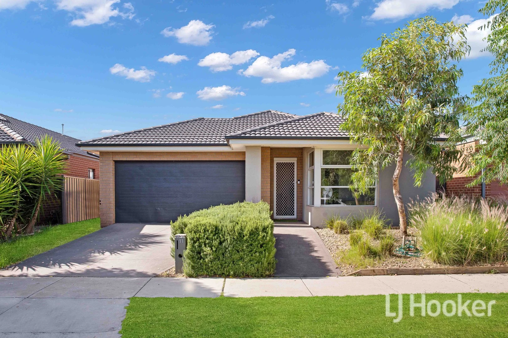 11 Becontree Crescent, Strathtulloh VIC 3338
