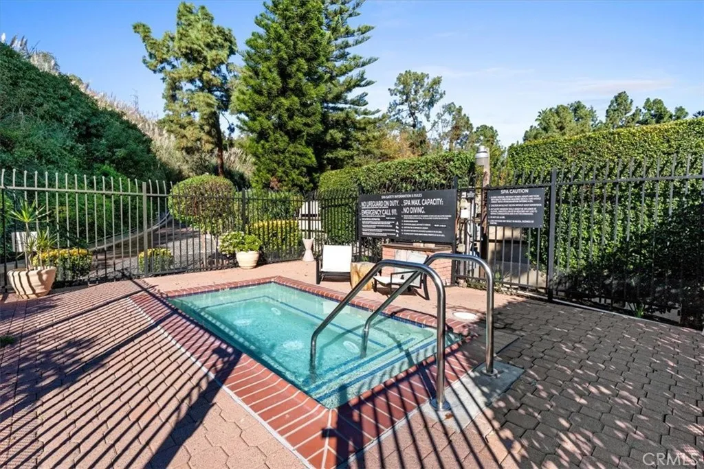 Additional image 15 of 6752 Hillpark Unit 303, Los Angeles, CA 90068