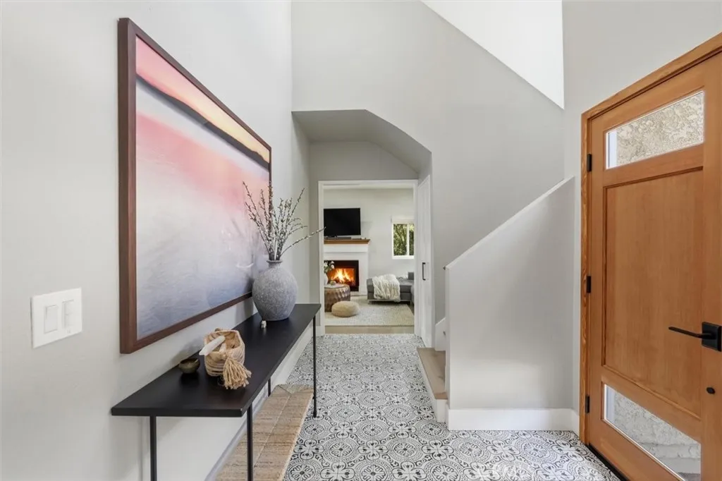 Additional image 7 of 2220 Clark Ln #B, Redondo Beach, CA 90278