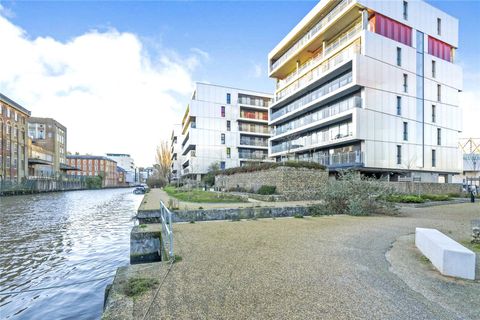 Geoffrey Watling Way, Norwich, Norfolk NR1