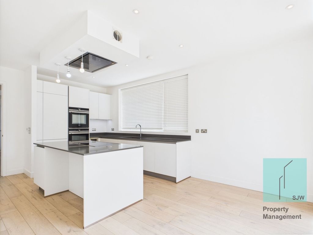 Additional image 3 of 4 bed property to rentMilne Avenue, Cambridge CB3