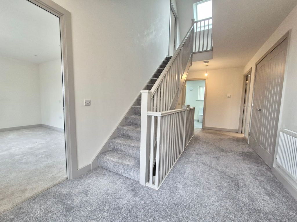 Additional image 31 of 6 bed detached house to rentPennyside Square, Loggerheads TF9