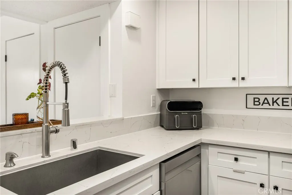 Additional image 44 of 25761 Le Parc Unit 105, Lake Forest, CA 92630