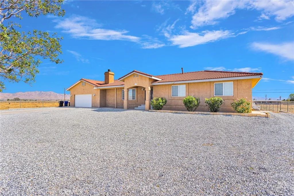Additional image 5 of 21237 South Road, Apple Valley, CA 92307