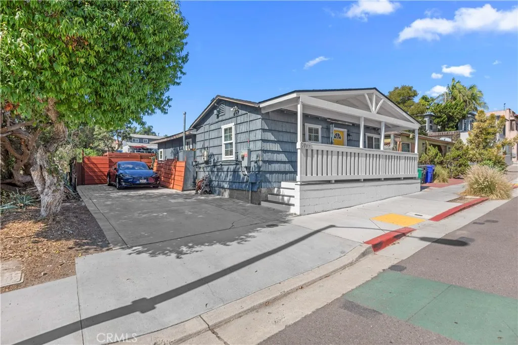 Additional image 5 of 2748 30th Street, San Diego, CA 92104