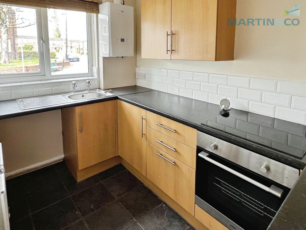 Additional image 2 of 2 bed town house to rentMackender Court, Scunthorpe DN16