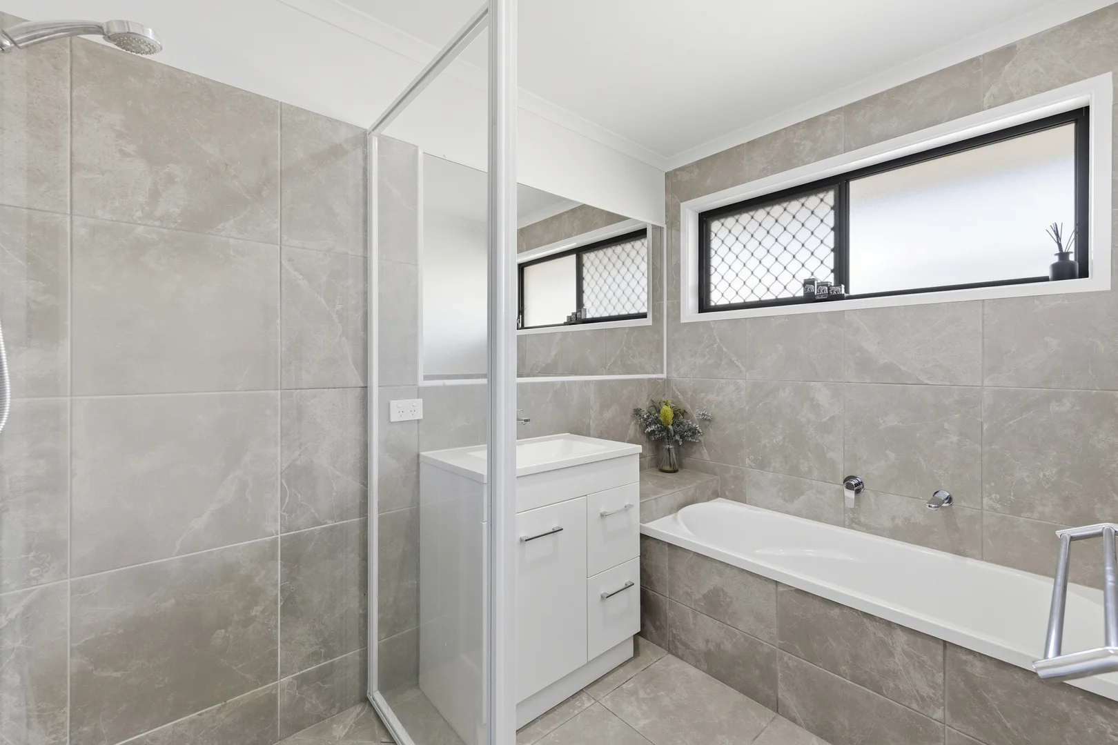 Additional image 15 of 24 Bradman Way, Urangan QLD 4655
