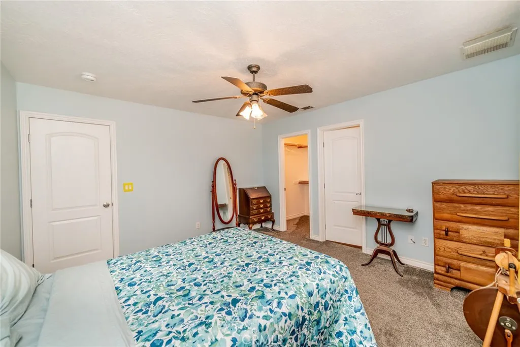 Additional image 36 of 10636 Larch Rd, Oak Hills, CA 92344