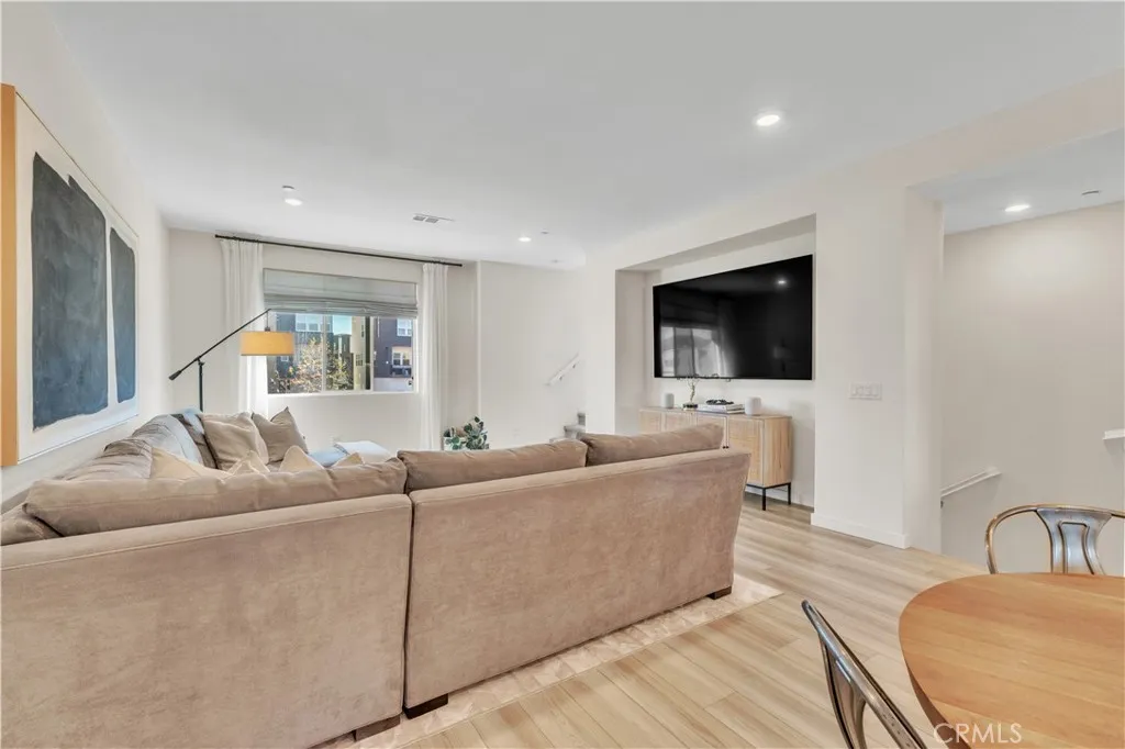 Additional image 77 of 27582 Manzanita Way, Valencia, CA 91381