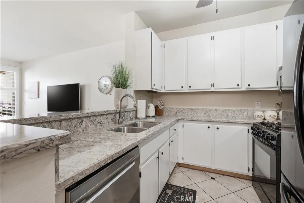 Additional image 45 of 535 Magnolia Ave Unit 113, Long Beach, CA 90802