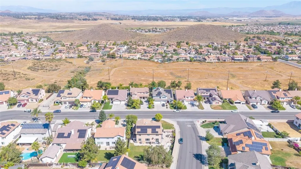 Additional image 81 of 189 Goldenrod Ave, Perris, CA 92570